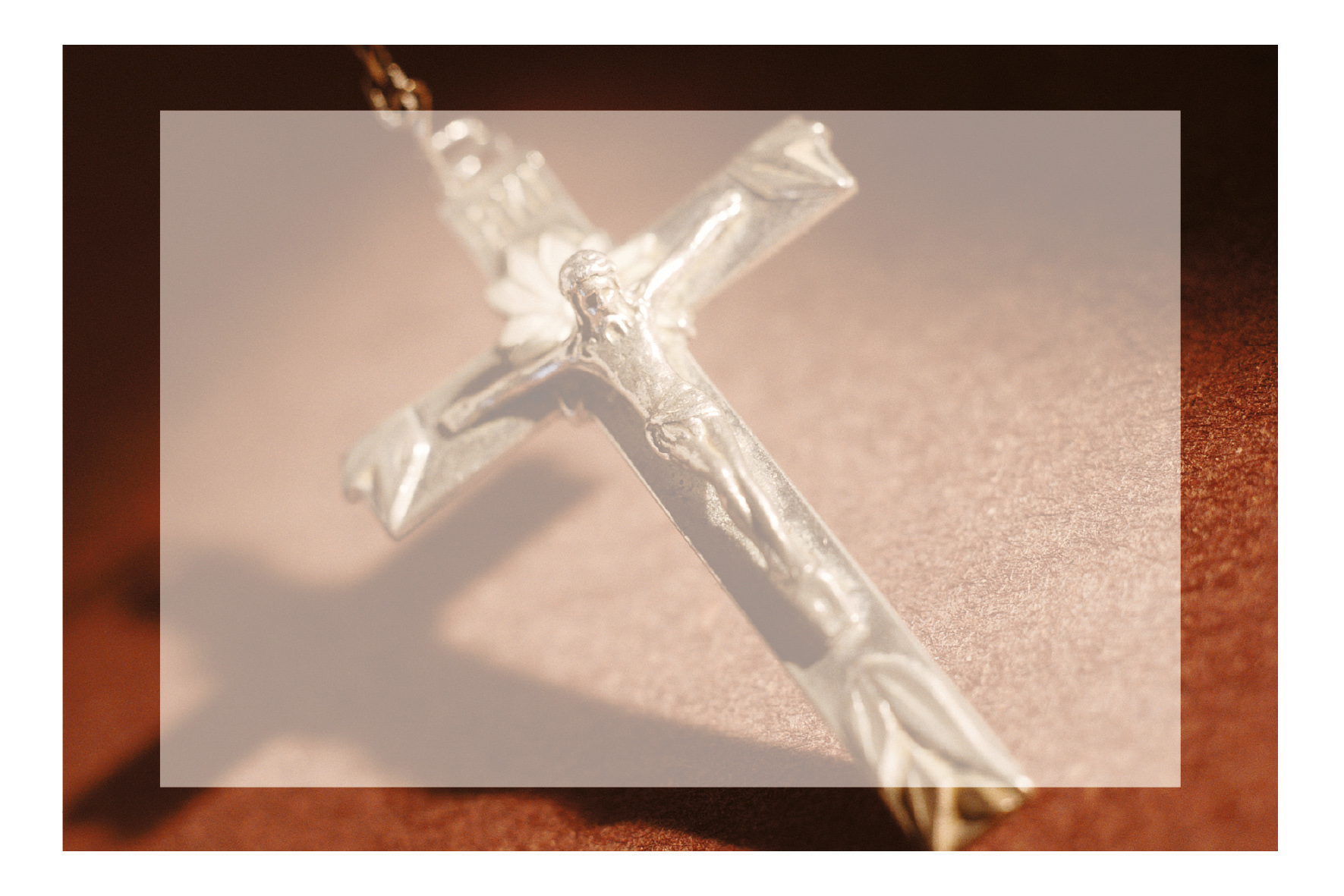 Croix métal fond